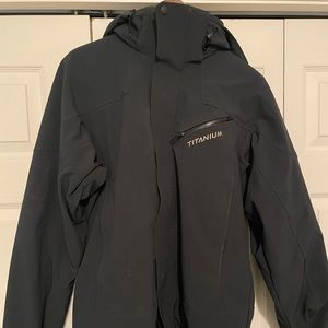 Columbia Titanium Snowboarding Winter Zip Up Coat Size Small